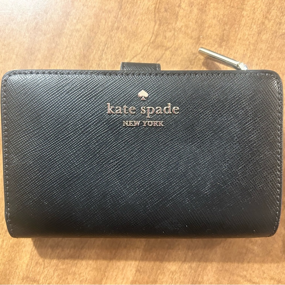 Kate Spade Madison black wallet NWOT